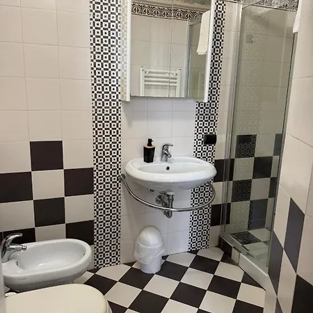 Isola 10 Minutes From Corso Milánó