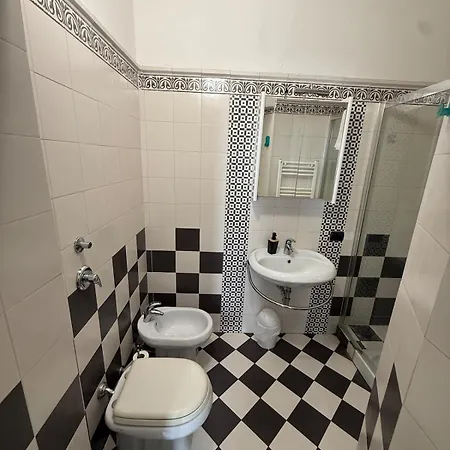 Isola 10 Minutes From Corso * Milánó