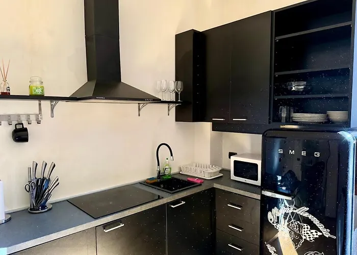 Isola 10 Minutes From Corso Apartman