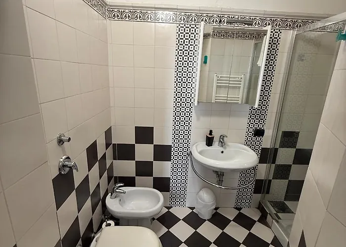 Isola 10 Minutes From Corso * Milánó